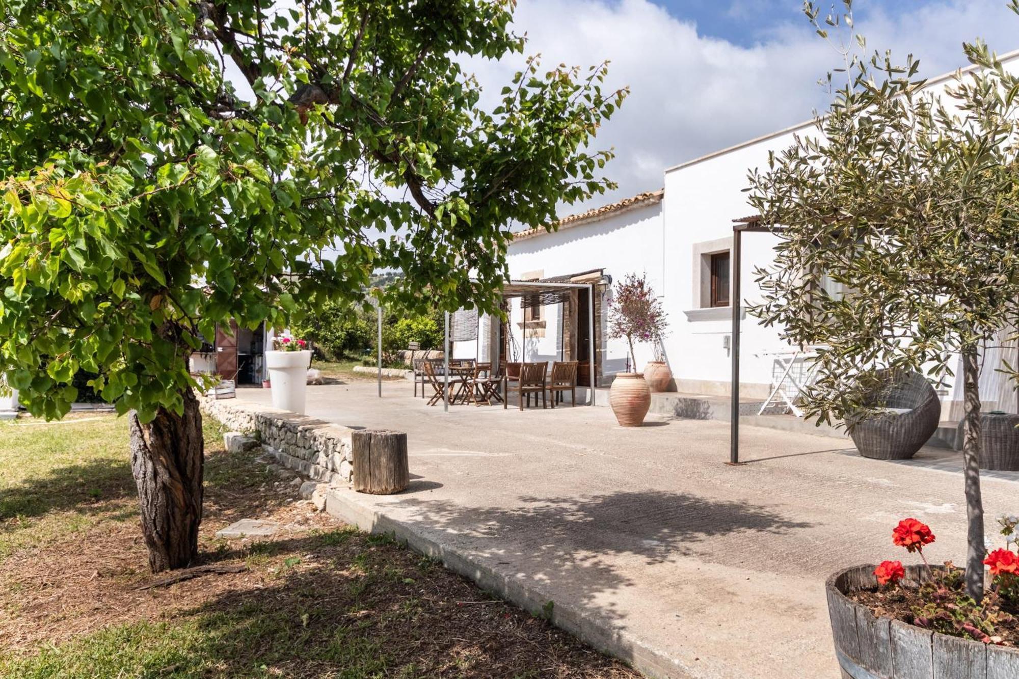 Agriturismo Alle Riserve Cavagrande Avola Buitenkant foto