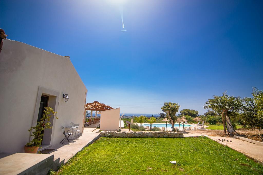 Agriturismo Alle Riserve Cavagrande Avola Buitenkant foto